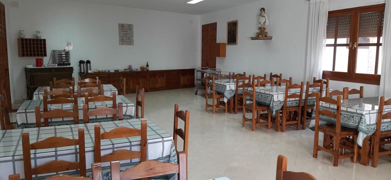 Convento Madre De Dios De Carmona Hotel ภายนอก รูปภาพ